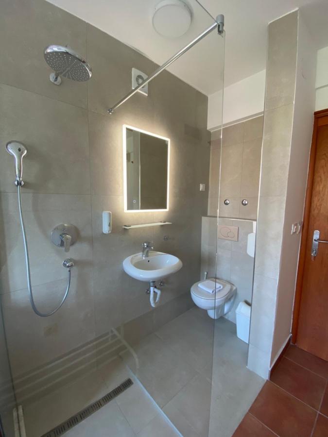 So Rooms City Centre Μπούντβα Εξωτερικό φωτογραφία